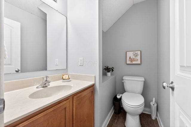 359 W Waterloo Street, Canal Winchester, OH 43110