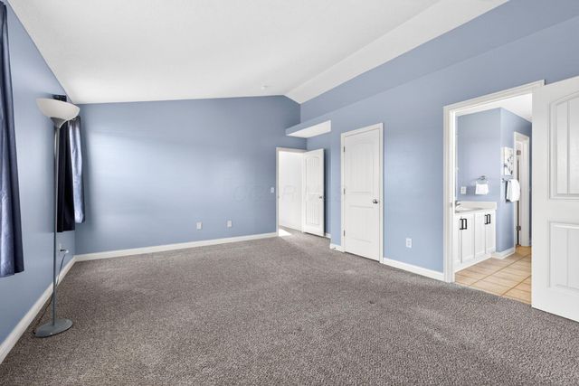 359 W Waterloo Street, Canal Winchester, OH 43110