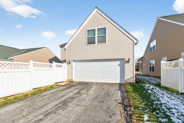 359 W Waterloo Street, Canal Winchester, OH 43110