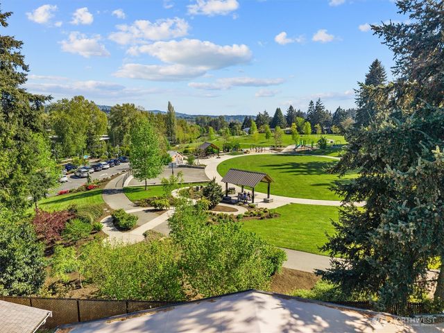 418 111th Avenue SE, Bellevue, WA 98004