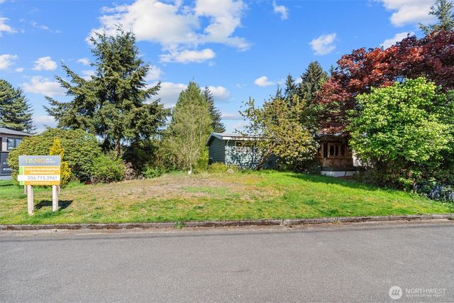 418 111th Avenue SE, Bellevue, WA 98004