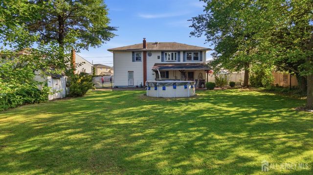742 Gornik Drive, Perth Amboy, NJ 08861