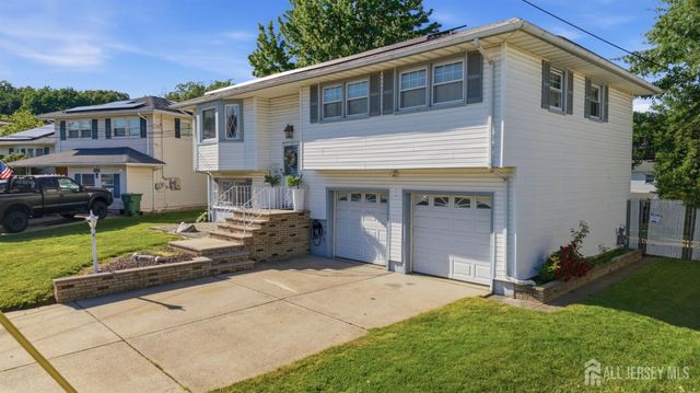 742 Gornik Drive, Perth Amboy, NJ 08861