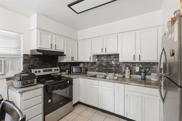 10100 SHADEMOOR DRIVE, Leesburg, FL 34788