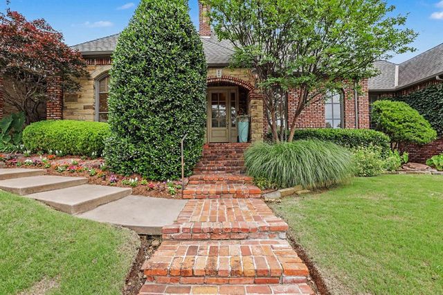 800 Shadow Wood Drive, Edmond, OK 73034