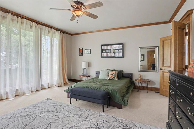 800 Shadow Wood Drive, Edmond, OK 73034