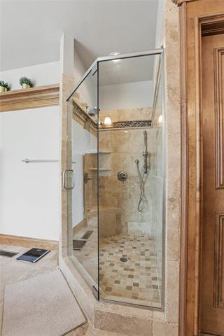 800 Shadow Wood Drive, Edmond, OK 73034