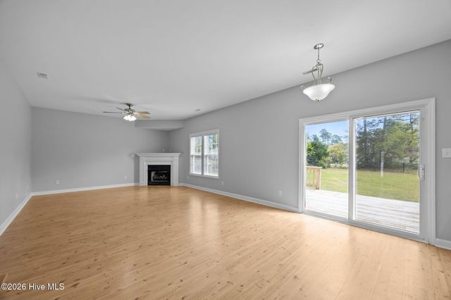 106 Bobwhite Circle, Cape Carteret, NC 28584