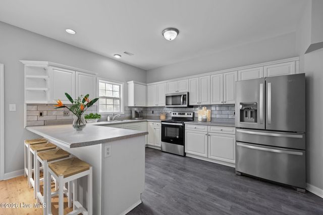 106 Bobwhite Circle, Cape Carteret, NC 28584