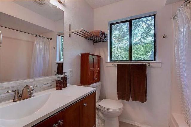 6211 Adalee Ave A, Austin, TX 78723