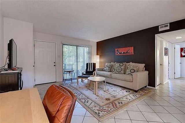 6211 Adalee Ave A, Austin, TX 78723