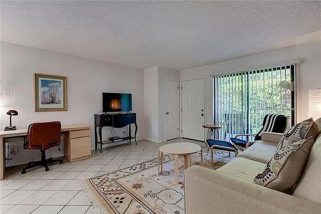 6211 Adalee Ave A, Austin, TX 78723