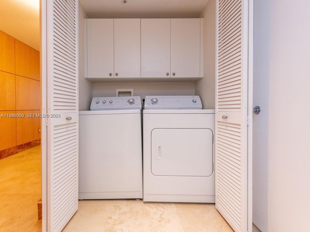 848 Brickell Key Drive 1201, Miami, FL 33131