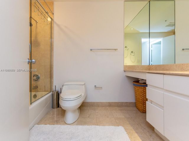 848 Brickell Key Drive 1201, Miami, FL 33131