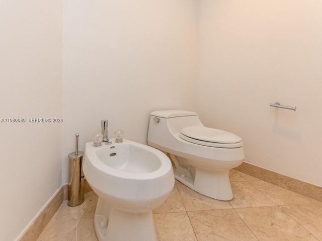 848 Brickell Key Drive 1201, Miami, FL 33131
