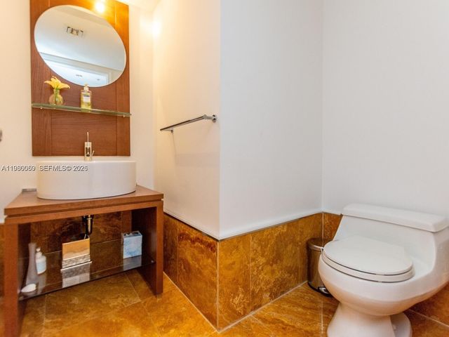 848 Brickell Key Drive 1201, Miami, FL 33131