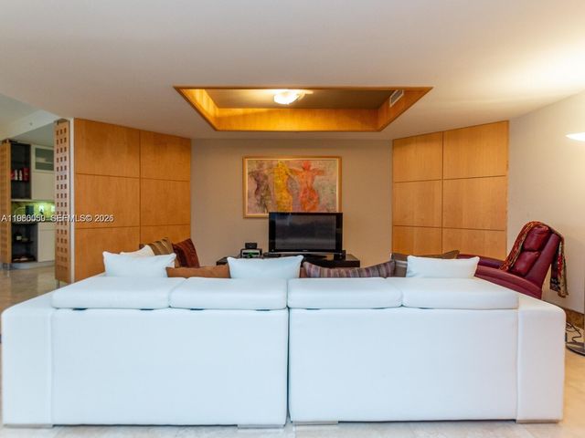 848 Brickell Key Drive 1201, Miami, FL 33131