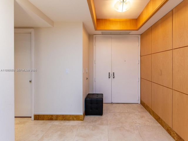 848 Brickell Key Drive 1201, Miami, FL 33131