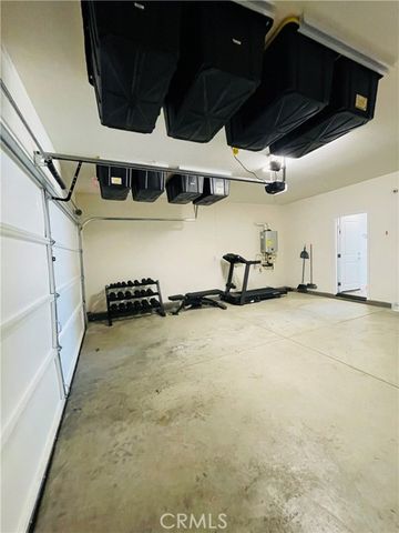 2004 Dewdrop, Upland, CA 91786