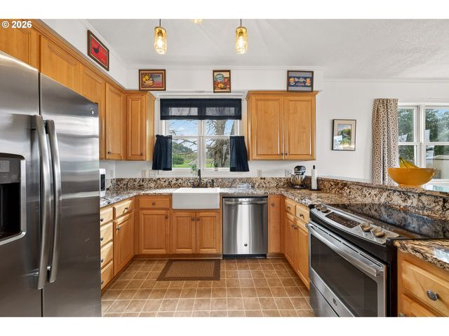 7280 Se EOLA HILLS Rd, Amity, OR 97101