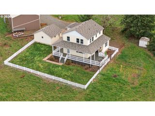 7280 Se EOLA HILLS Rd, Amity, OR 97101