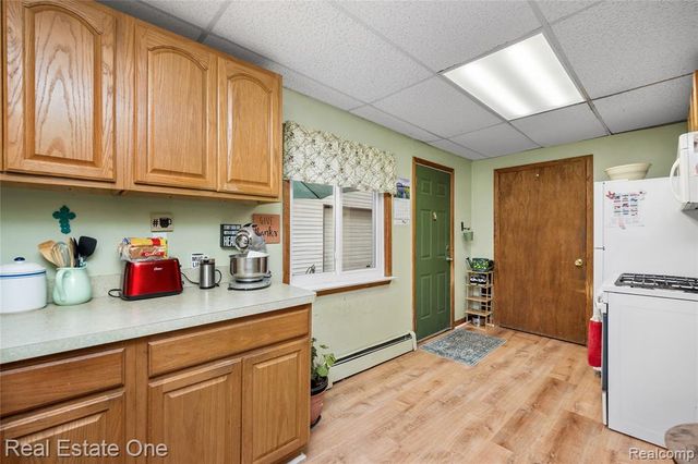 4866 Filer Street, Waterford, MI 48328