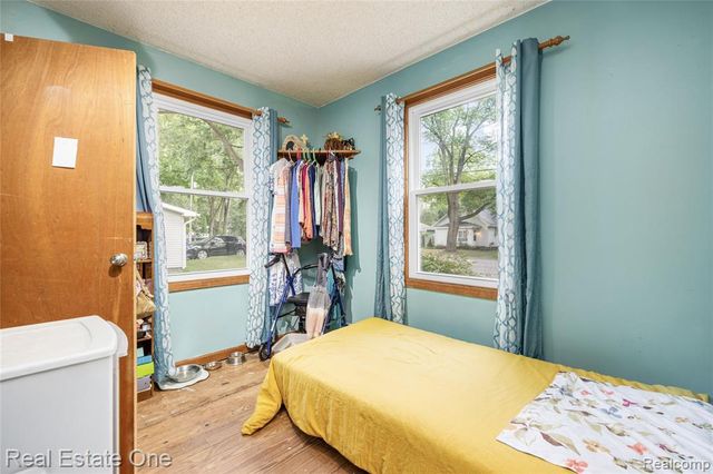 4866 Filer Street, Waterford, MI 48328