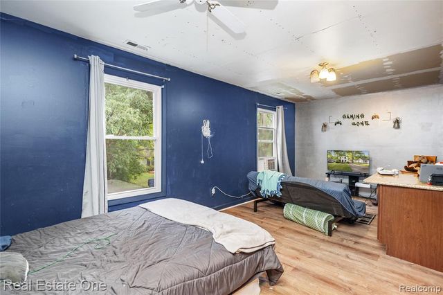 4866 Filer Street, Waterford, MI 48328