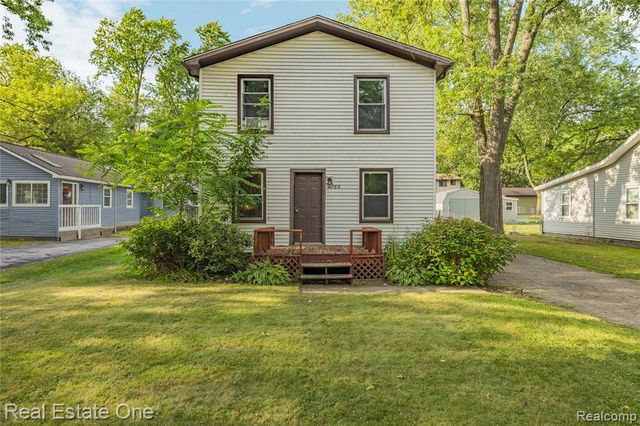 4866 Filer Street, Waterford, MI 48328