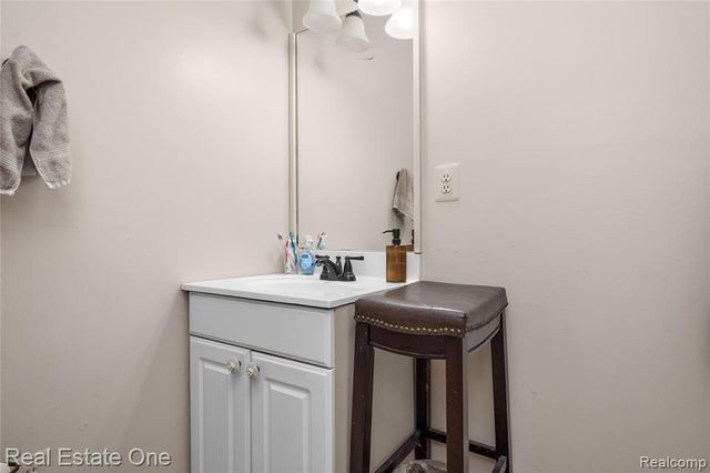 4866 Filer Street, Waterford, MI 48328
