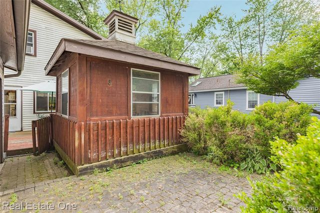 4866 Filer Street, Waterford, MI 48328
