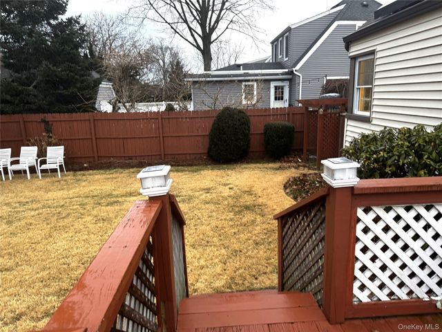 2365 Babylon Street, Wantagh, NY 11793