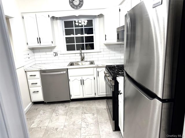 2365 Babylon Street, Wantagh, NY 11793