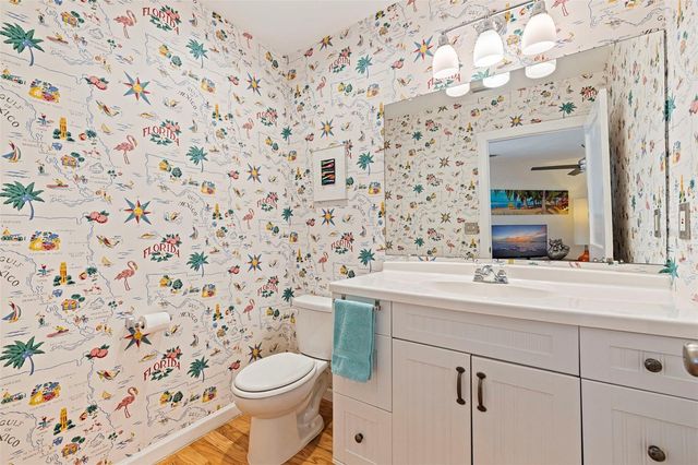 1055 MONTICELLO BOULEVARD N, St Petersburg, FL 33703