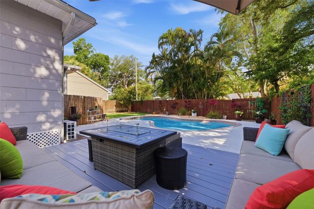 1055 MONTICELLO BOULEVARD N, St Petersburg, FL 33703
