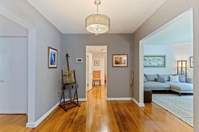 1055 MONTICELLO BOULEVARD N, St Petersburg, FL 33703