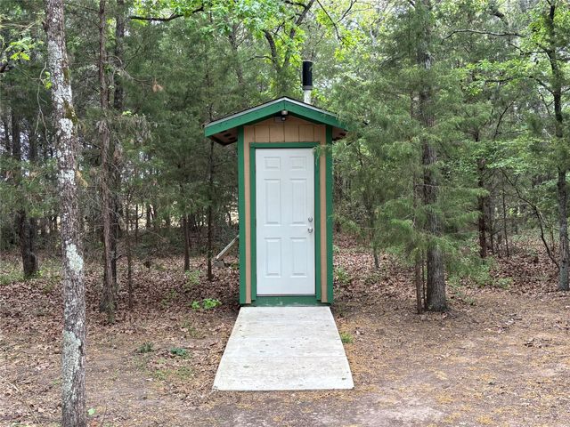 974 County Road 2819, Eustace, TX 75124