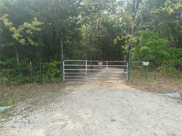 974 County Road 2819, Eustace, TX 75124