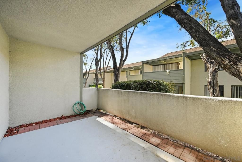 Image 23 of property listing at 6182 Agee St 203, San Diego, CA 92122