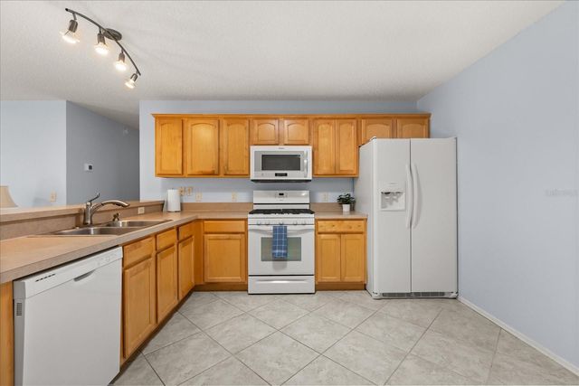 300 VARNVILLE WAY, The Villages, FL 32162