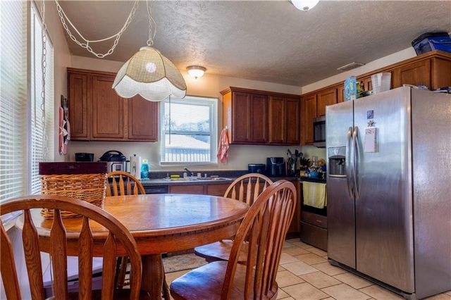 693 E 1450 Road, Lawrence, KS 66046