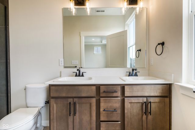 18802 Cromarty Circle, Noblesville, IN 46062