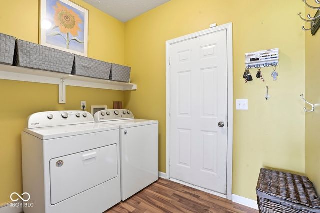3713 Weather Stone Crossing, Zionsville, IN 46077