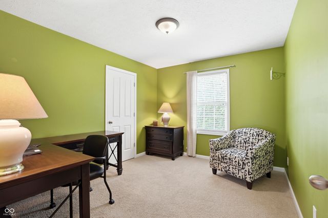 3713 Weather Stone Crossing, Zionsville, IN 46077