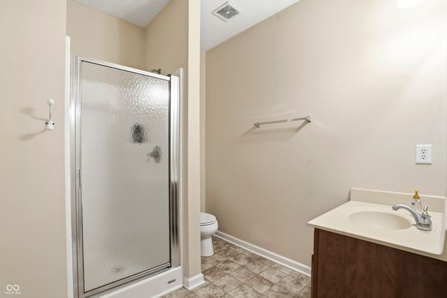3713 Weather Stone Crossing, Zionsville, IN 46077