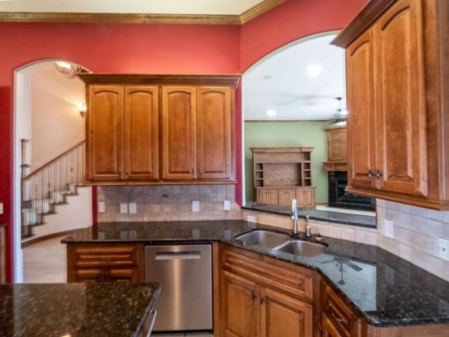 5700 NW 160th Street, Edmond, OK 73013