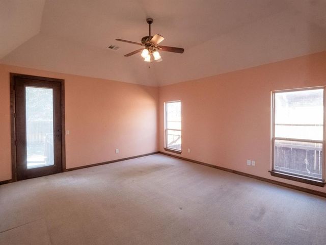 5700 NW 160th Street, Edmond, OK 73013