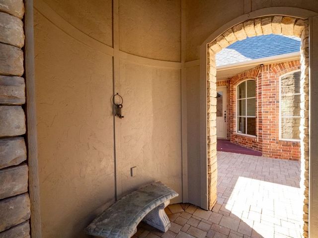 5700 NW 160th Street, Edmond, OK 73013