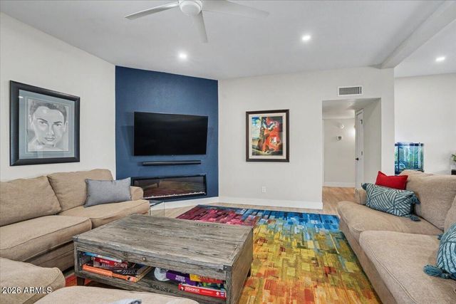 13639 N 57TH Place, Scottsdale, AZ 85254