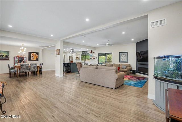 13639 N 57TH Place, Scottsdale, AZ 85254